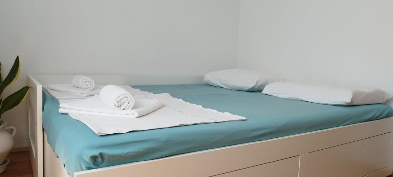 7 Flower Street Apartment 셈페터프리고리치 외부 사진